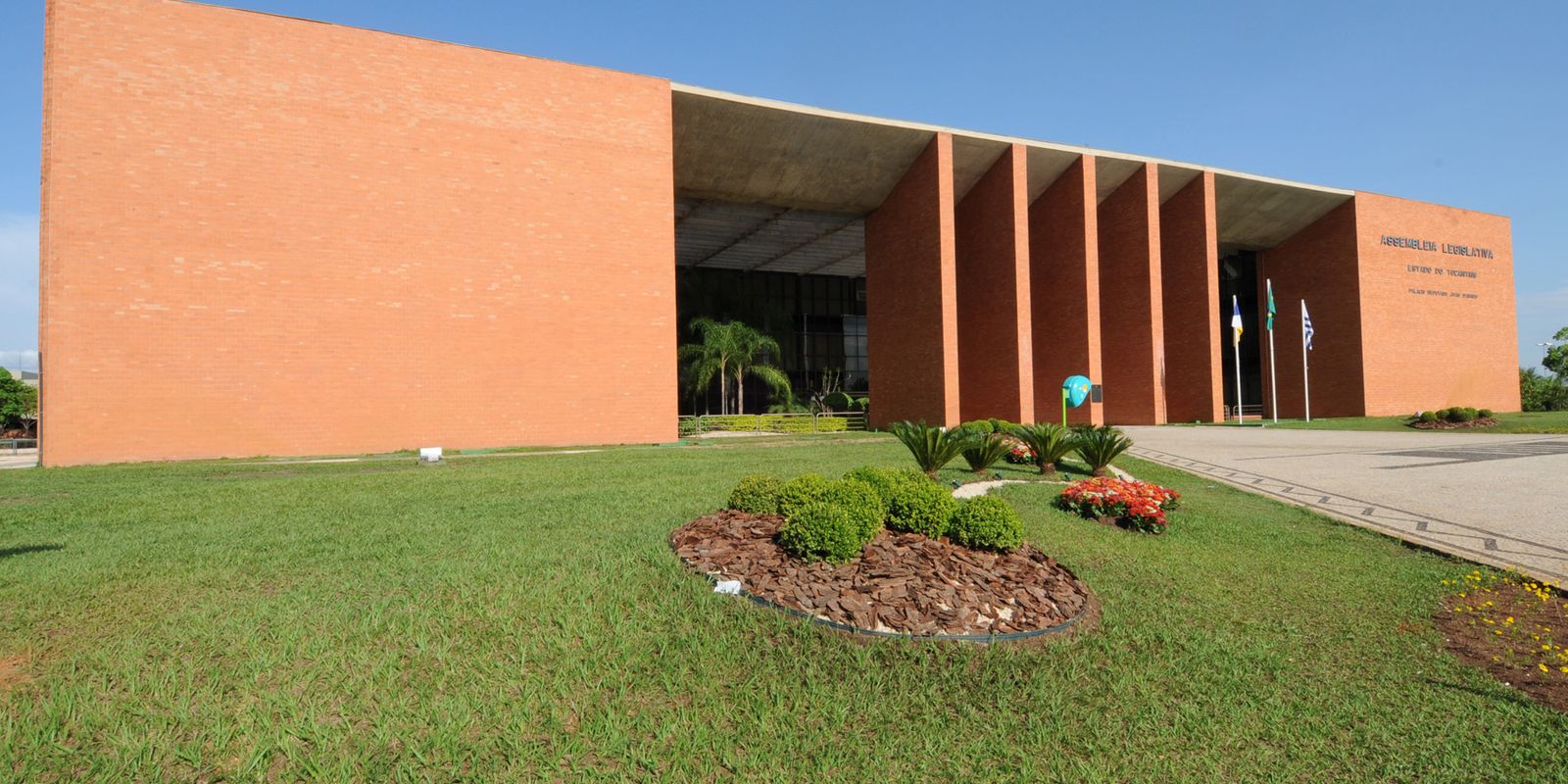 PF faz buscas em gabinetes de dez deputados estaduais do Tocantins