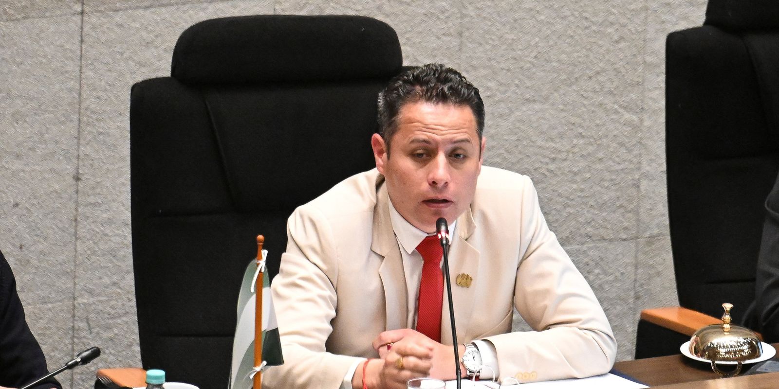 Vice-presidente da Bolívia acusa governo Paz de tramar prendê-lo